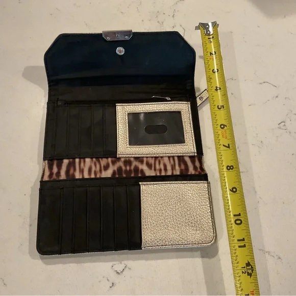 Nicole Miller Gold wallet w/animal print interior. Zipper on outside & inside. - Picture 2 of 5